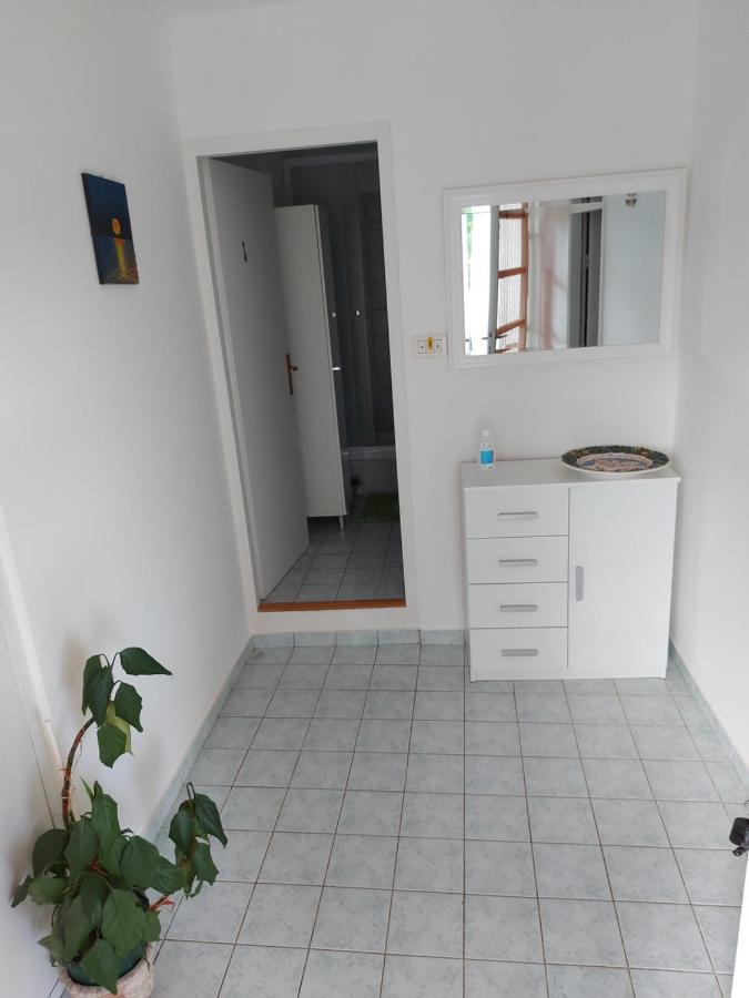 Apartment Nika Šibenik Buitenkant foto