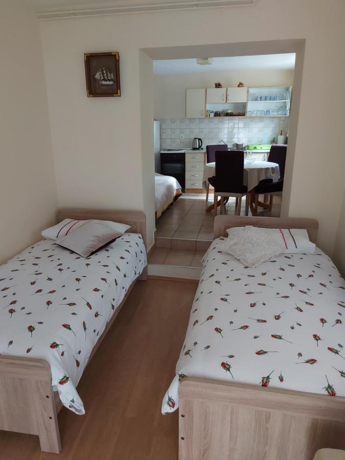 Apartment Nika Šibenik Buitenkant foto