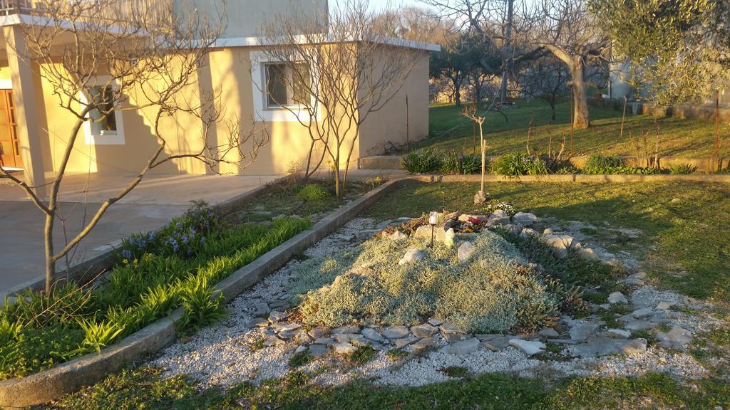 Apartment Nika Šibenik Buitenkant foto