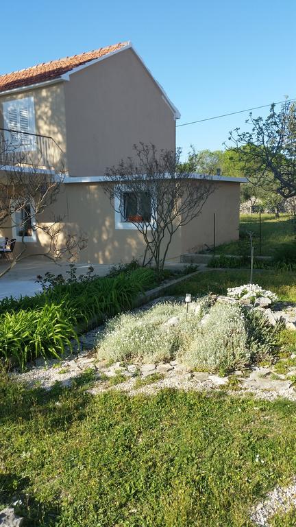 Apartment Nika Šibenik Buitenkant foto