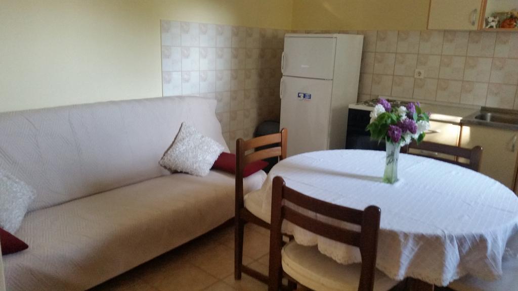 Apartment Nika Šibenik Buitenkant foto